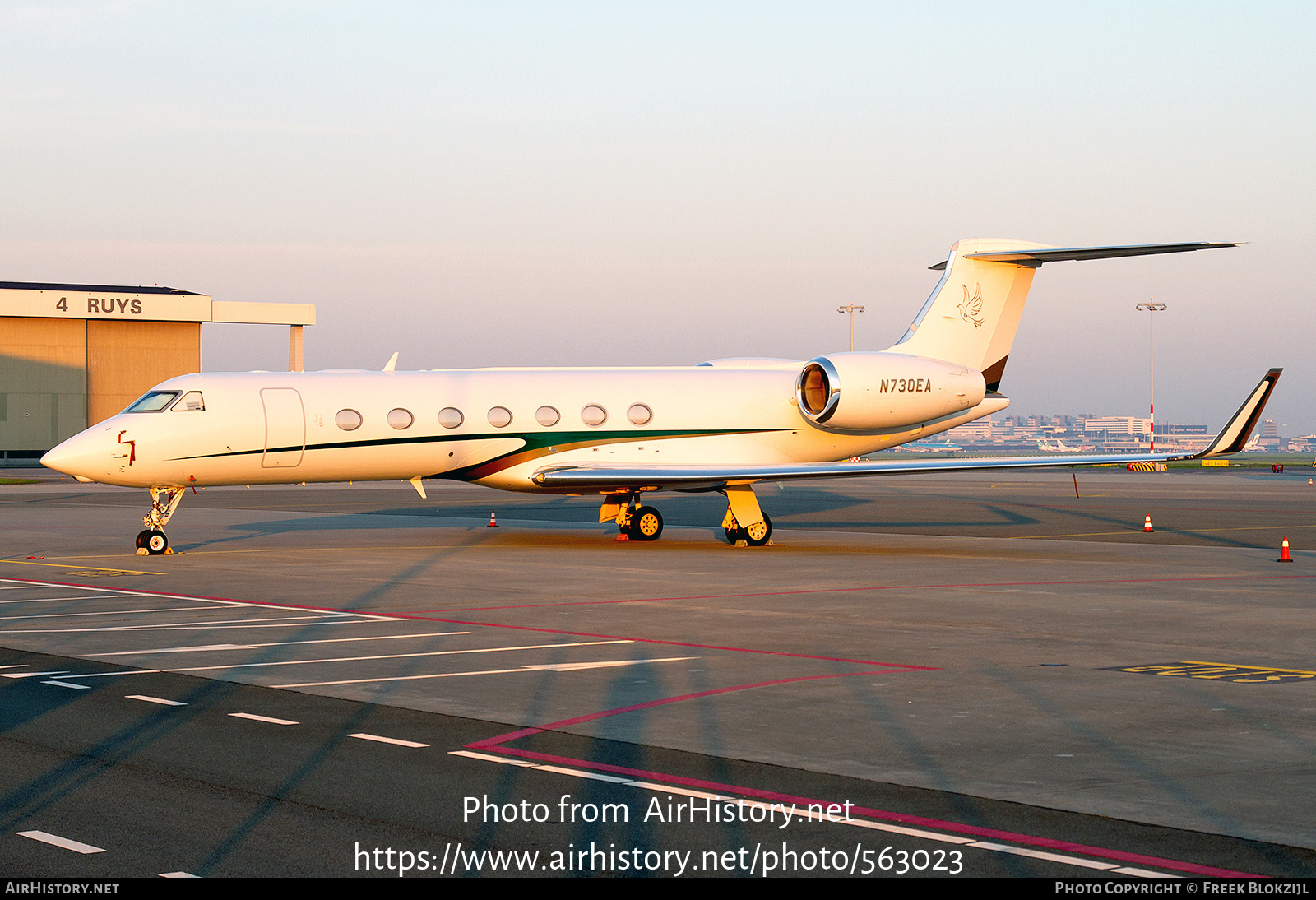 Aircraft Photo of N730EA | Gulfstream Aerospace G-V-SP Gulfstream G550 | AirHistory.net #563023