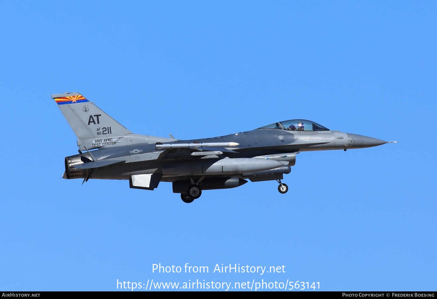 Aircraft Photo of 86-0211 / AF86-211 | General Dynamics F-16C Fighting Falcon | USA - Air Force | AirHistory.net #563141