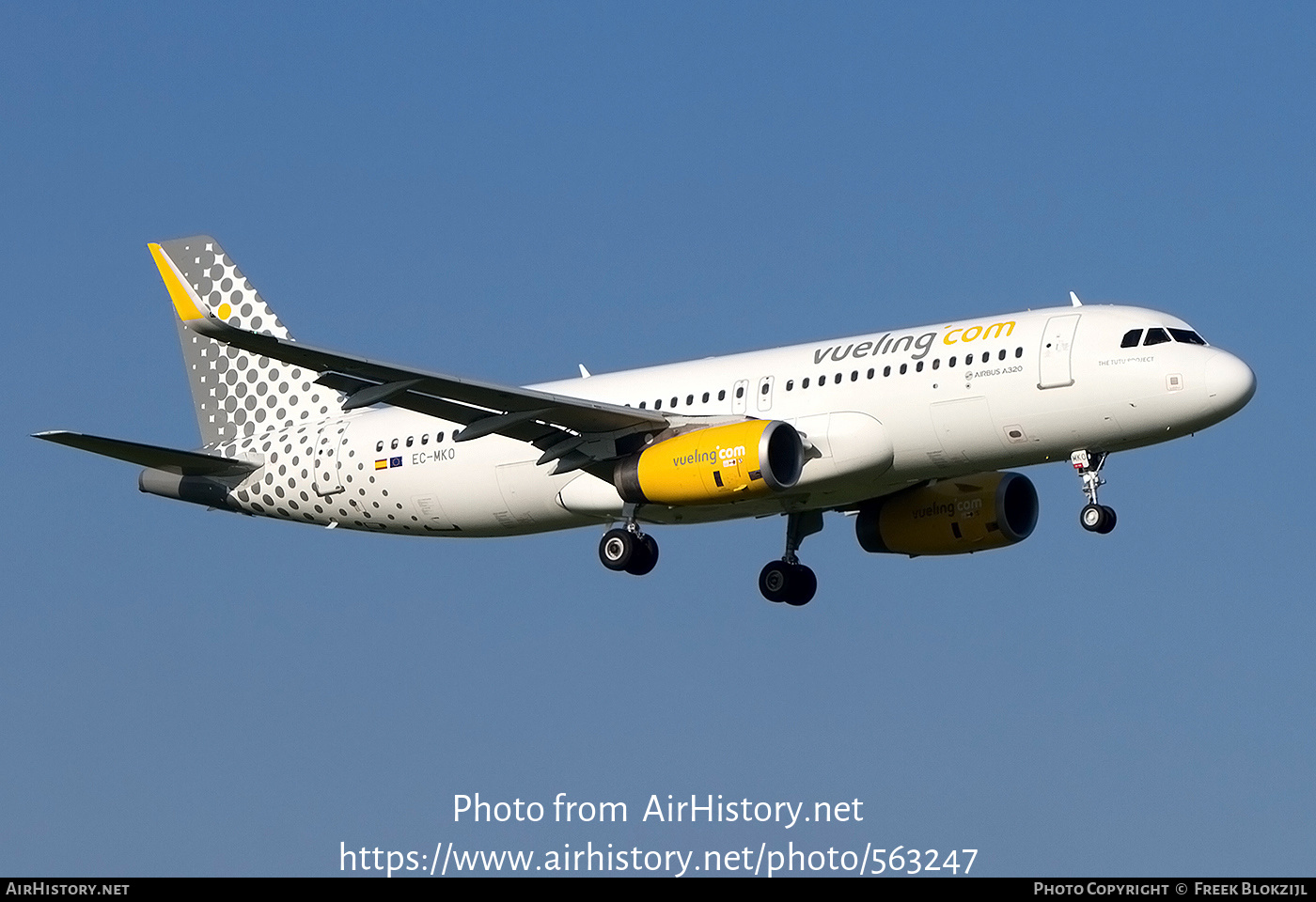 Aircraft Photo of EC-MKO | Airbus A320-232 | Vueling Airlines | AirHistory.net #563247