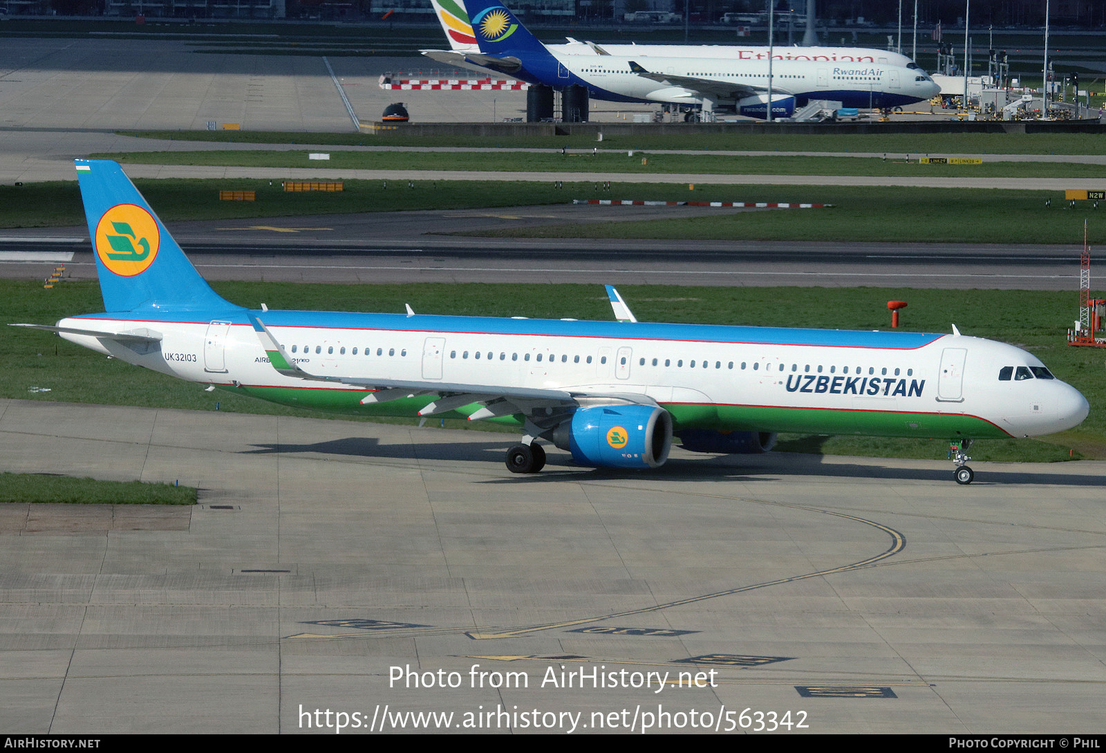 Aircraft Photo of UK32103 | Airbus A321-253NX | Uzbekistan Airways | AirHistory.net #563342