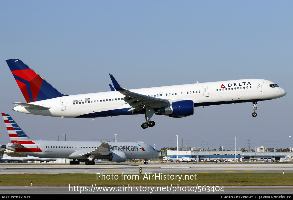 Aircraft Photo of N689DL | Boeing 757-232 | Delta Air Lines | AirHistory.net #563404