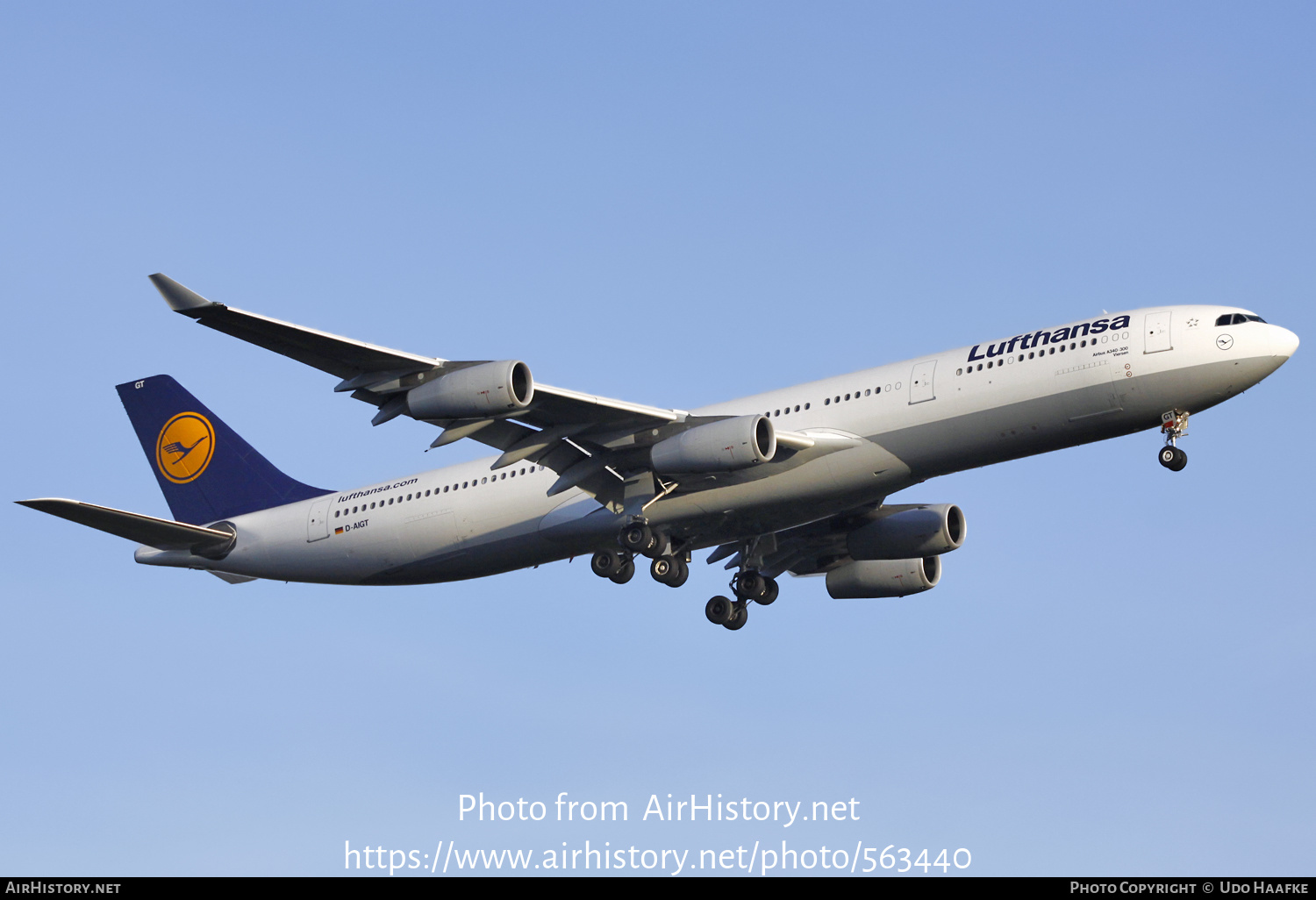 Aircraft Photo of D-AIGT | Airbus A340-313X | Lufthansa | AirHistory.net #563440