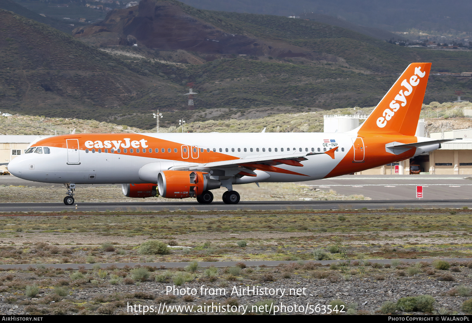 Aircraft Photo of OE-INP | Airbus A320-214 | EasyJet | AirHistory.net #563542