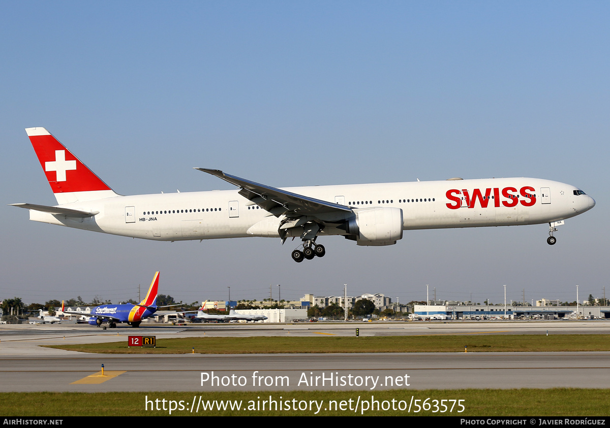 Aircraft Photo of HB-JNA | Boeing 777-3DE/ER | Swiss International Air Lines | AirHistory.net #563575