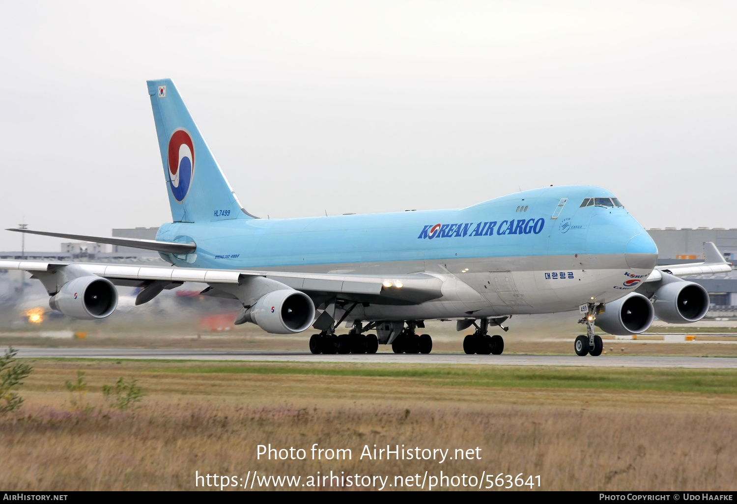 Aircraft Photo of HL7499 | Boeing 747-4B5F/ER/SCD | Korean Air Cargo | AirHistory.net #563641