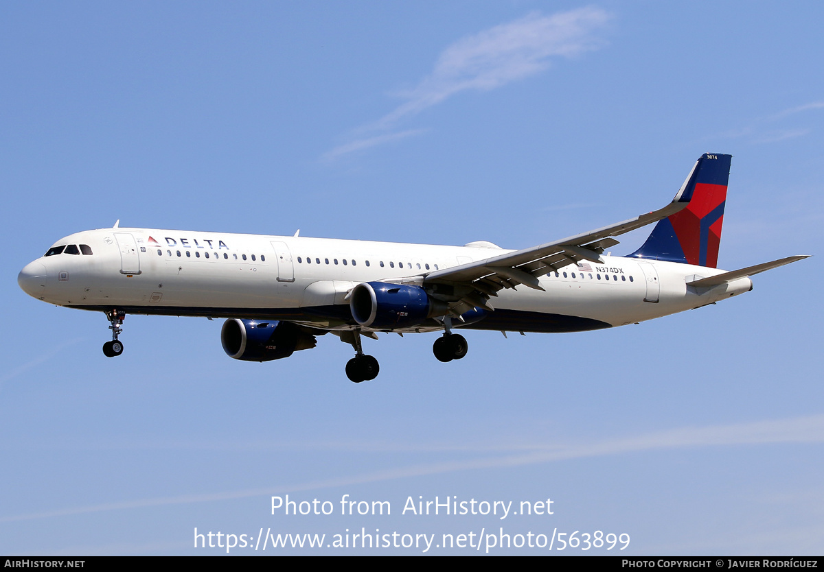 Aircraft Photo of N374DX | Airbus A321-211 | Delta Air Lines | AirHistory.net #563899