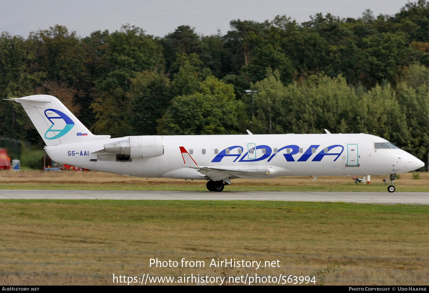 Aircraft Photo of S5-AAI | Bombardier CRJ-200LR (CL-600-2B19) | Adria Airways | AirHistory.net #563994