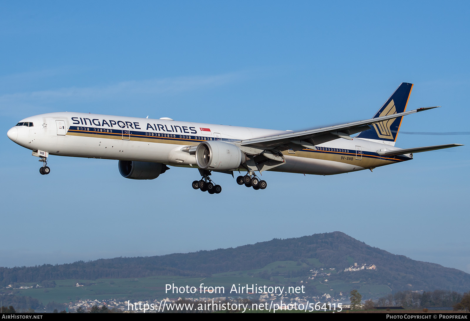 Aircraft Photo of 9V-SWB | Boeing 777-312/ER | Singapore Airlines | AirHistory.net #564115