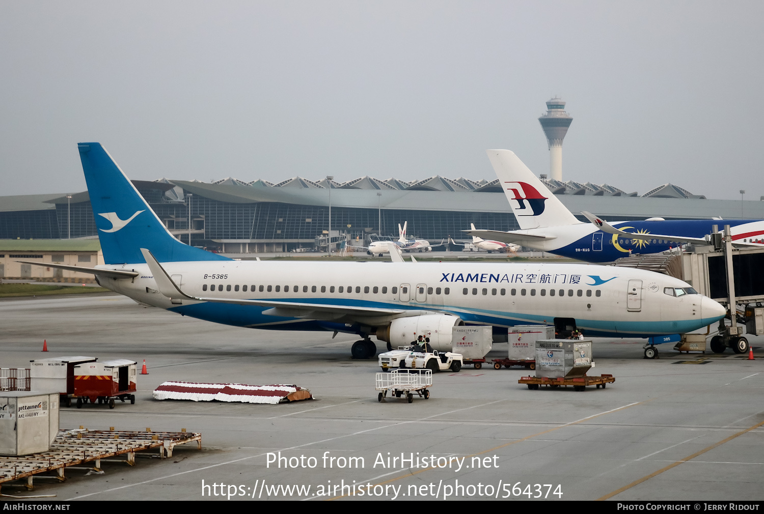 Aircraft Photo of B-5385 | Boeing 737-86N | Xiamen Airlines | AirHistory.net #564374