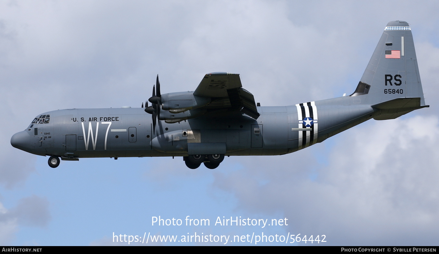 Aircraft Photo of 16-5840 / 65840 | Lockheed Martin C-130J-30 Hercules | USA - Air Force | AirHistory.net #564442