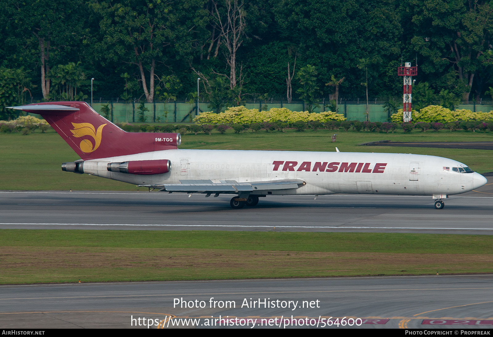 Aircraft Photo of 9M-TGG | Boeing 727-247/Adv(F) | Transmile Air Services | AirHistory.net #564600