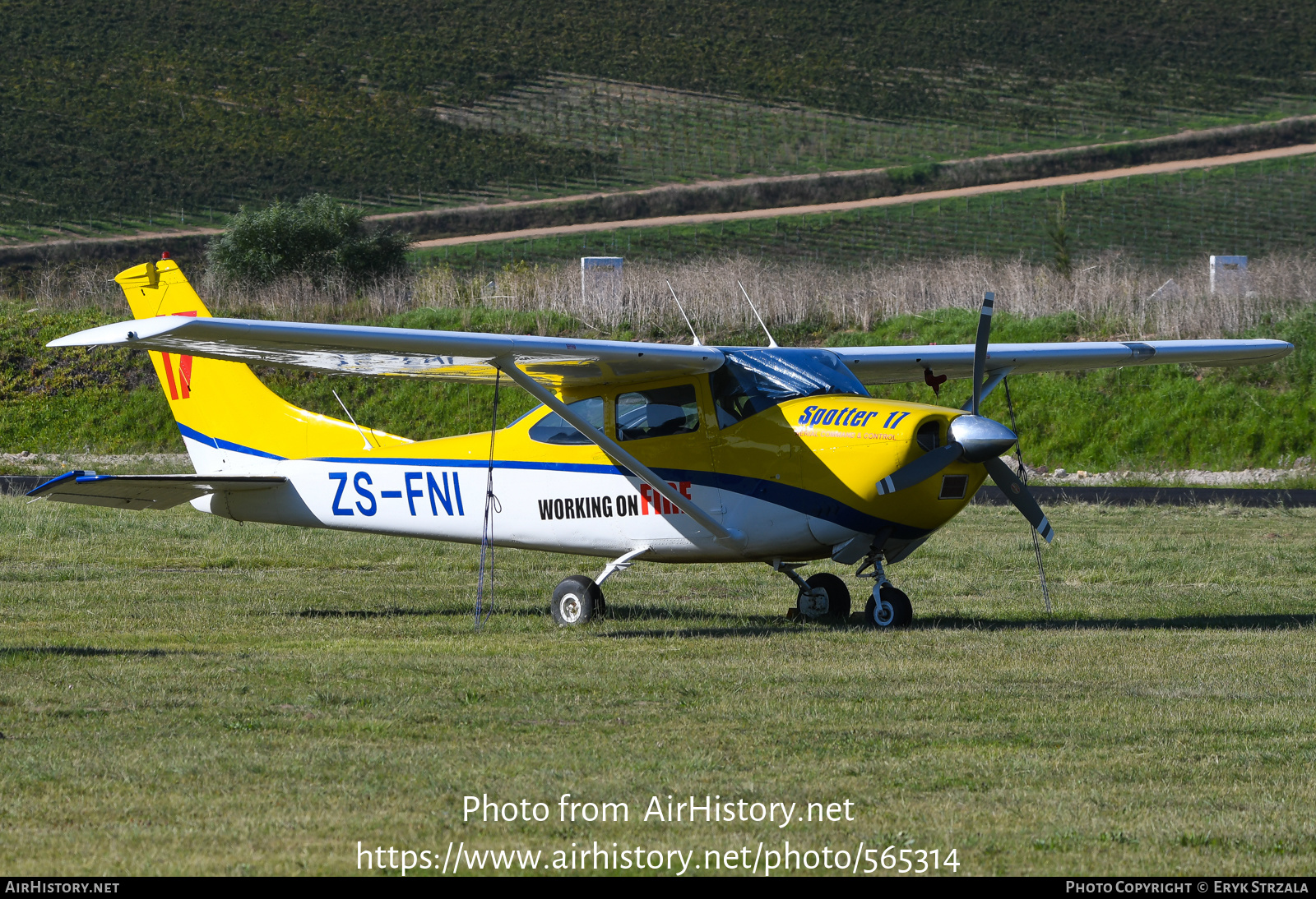 Aircraft Photo of ZS-FNI | Cessna 182L Skylane | Working on Fire | AirHistory.net #565314