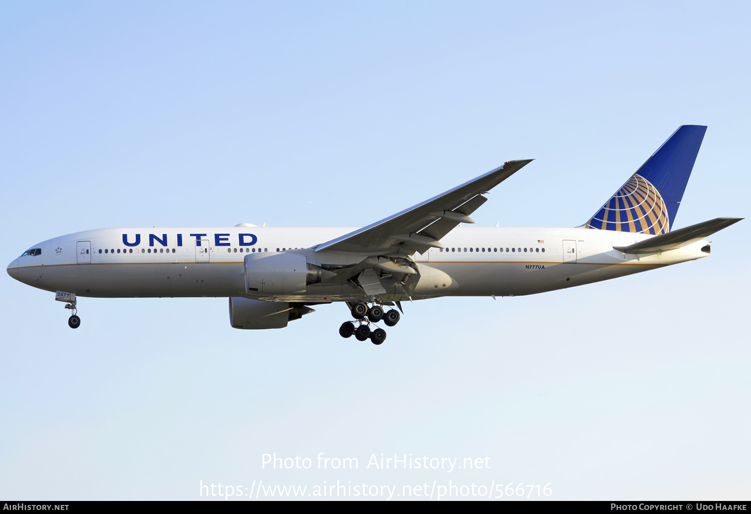 Aircraft Photo of N777UA | Boeing 777-222 | United Airlines ...