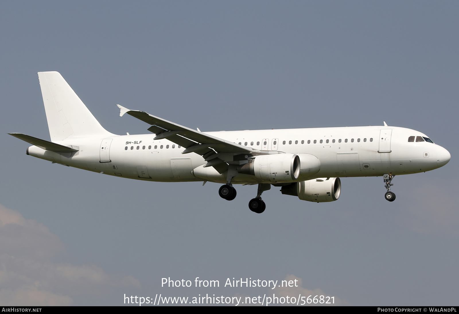 Aircraft Photo of 9H-SLF | Airbus A320-214 | AirHistory.net #566821