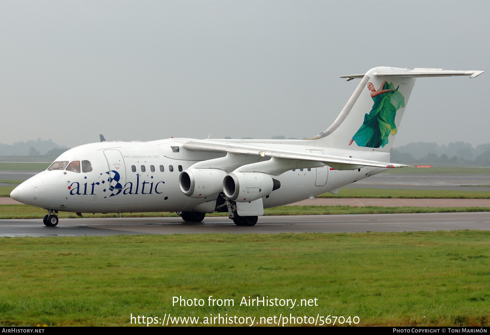 Aircraft Photo of YL-BAL | British Aerospace Avro 146-RJ70 | AirBaltic | AirHistory.net #567040