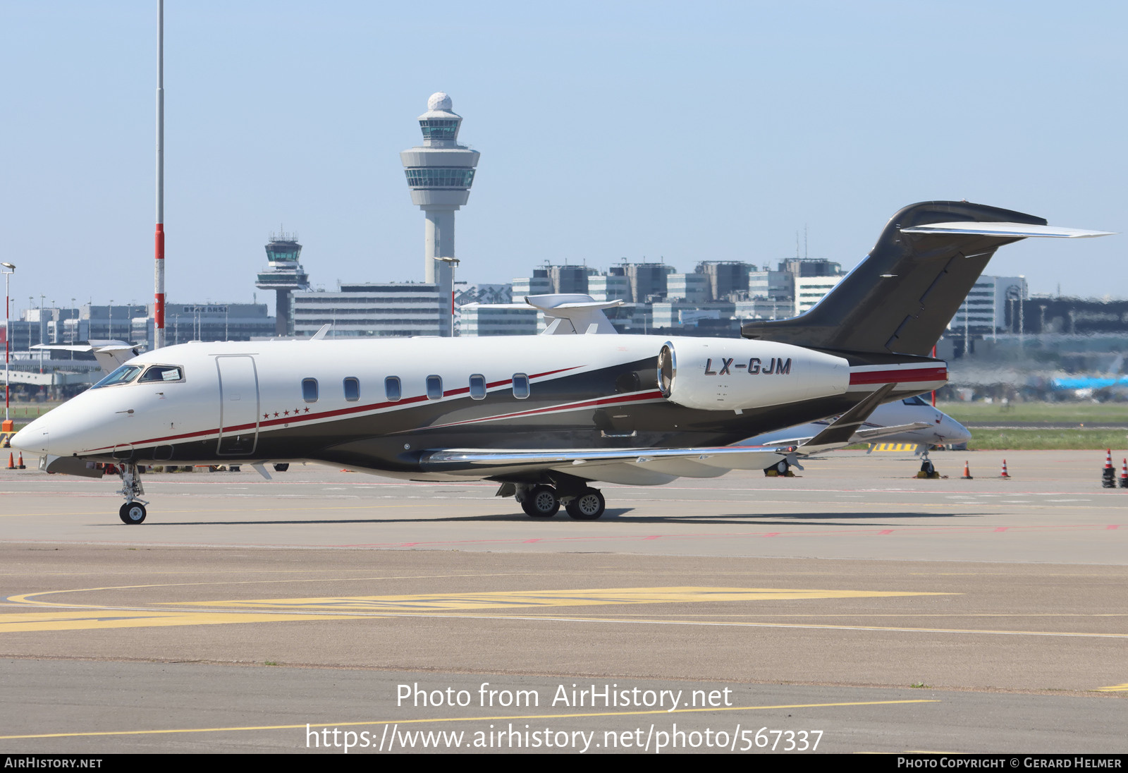 Aircraft Photo of LX-GJM | Bombardier Challenger 350 (BD-100-1A10) | AirHistory.net #567337