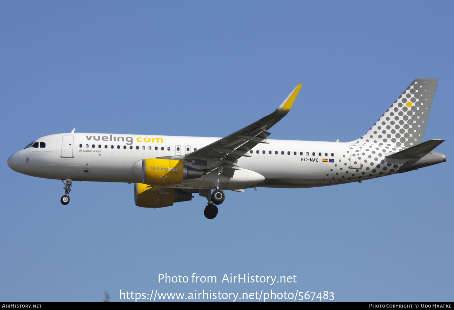 Aircraft Photo of EC-MAO | Airbus A320-214 | Vueling Airlines | AirHistory.net #567483