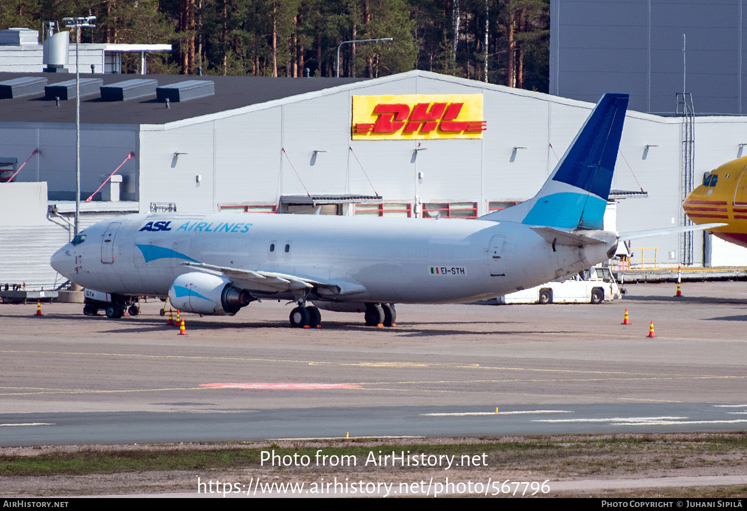 Aircraft Photo of EI-STH | Boeing 737-429(SF) | ASL Airlines | AirHistory.net #567796