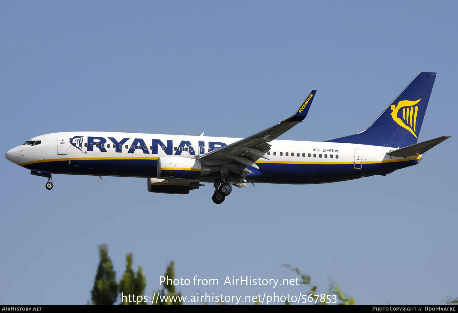 Aircraft Photo of EI-EBW | Boeing 737-8AS | Ryanair | AirHistory.net #567853