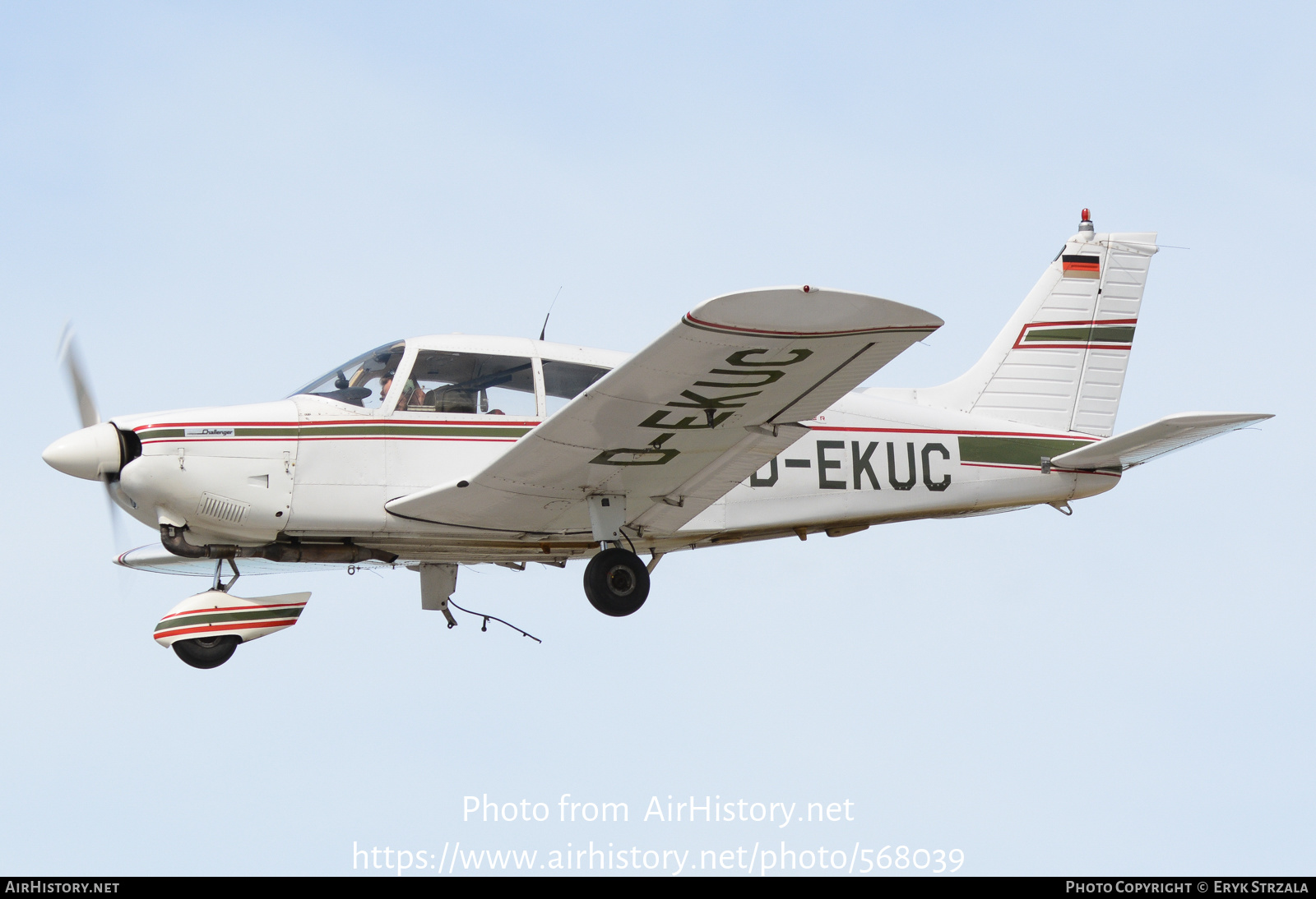 Aircraft Photo of D-EKUC | Piper PA-28-180 Cherokee Challenger | AirHistory.net #568039