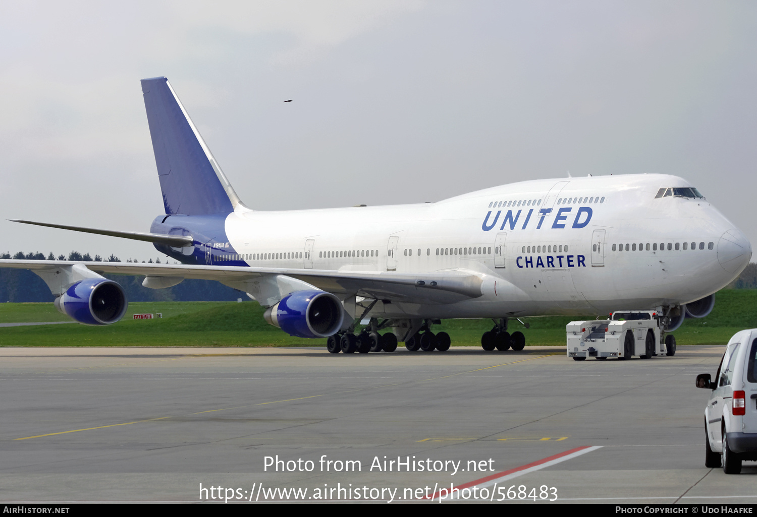 Aircraft Photo of N194UA | Boeing 747-422 | United Charter | AirHistory.net #568483