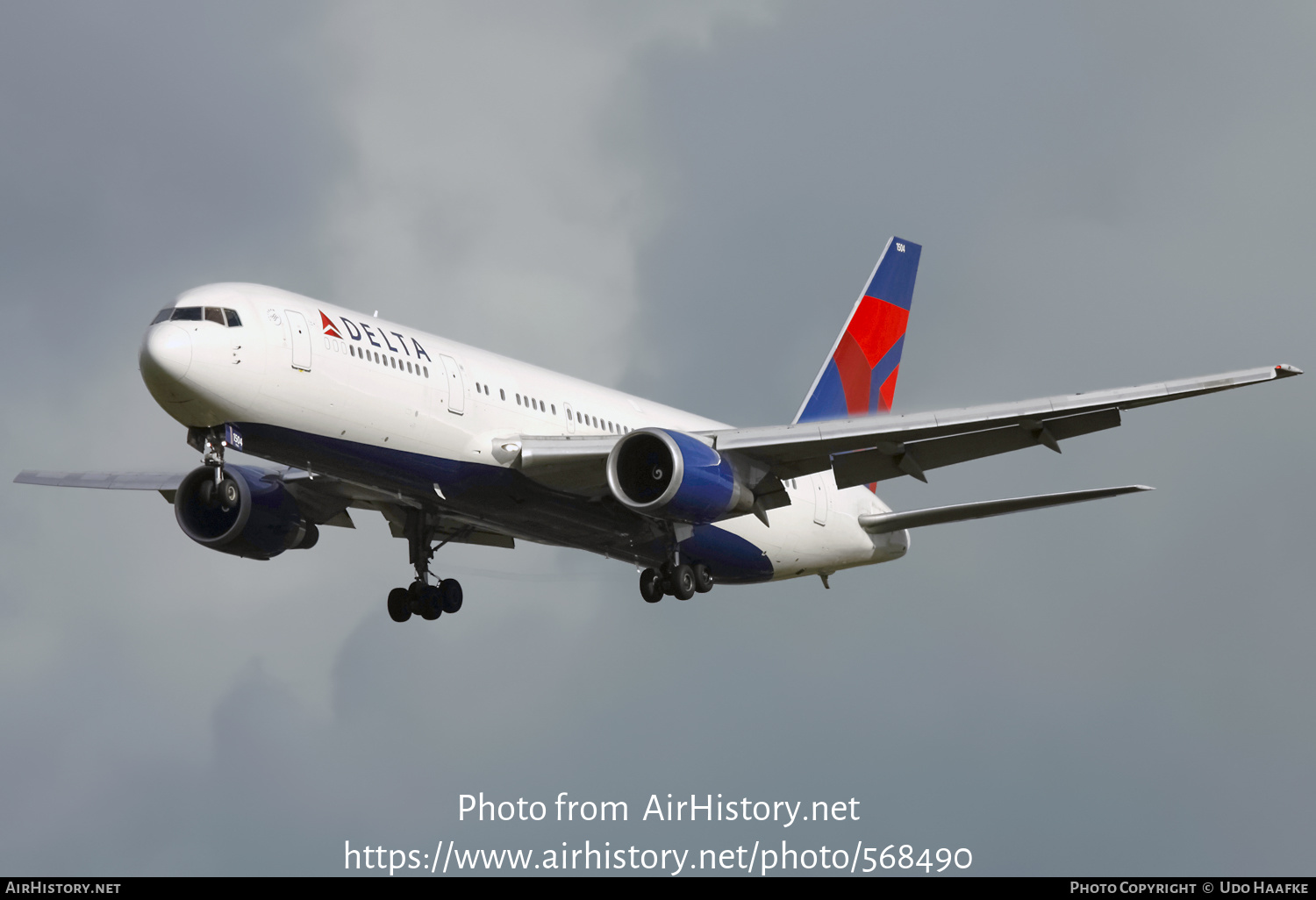 Aircraft Photo of N154DL | Boeing 767-3P6/ER | Delta Air Lines | AirHistory.net #568490