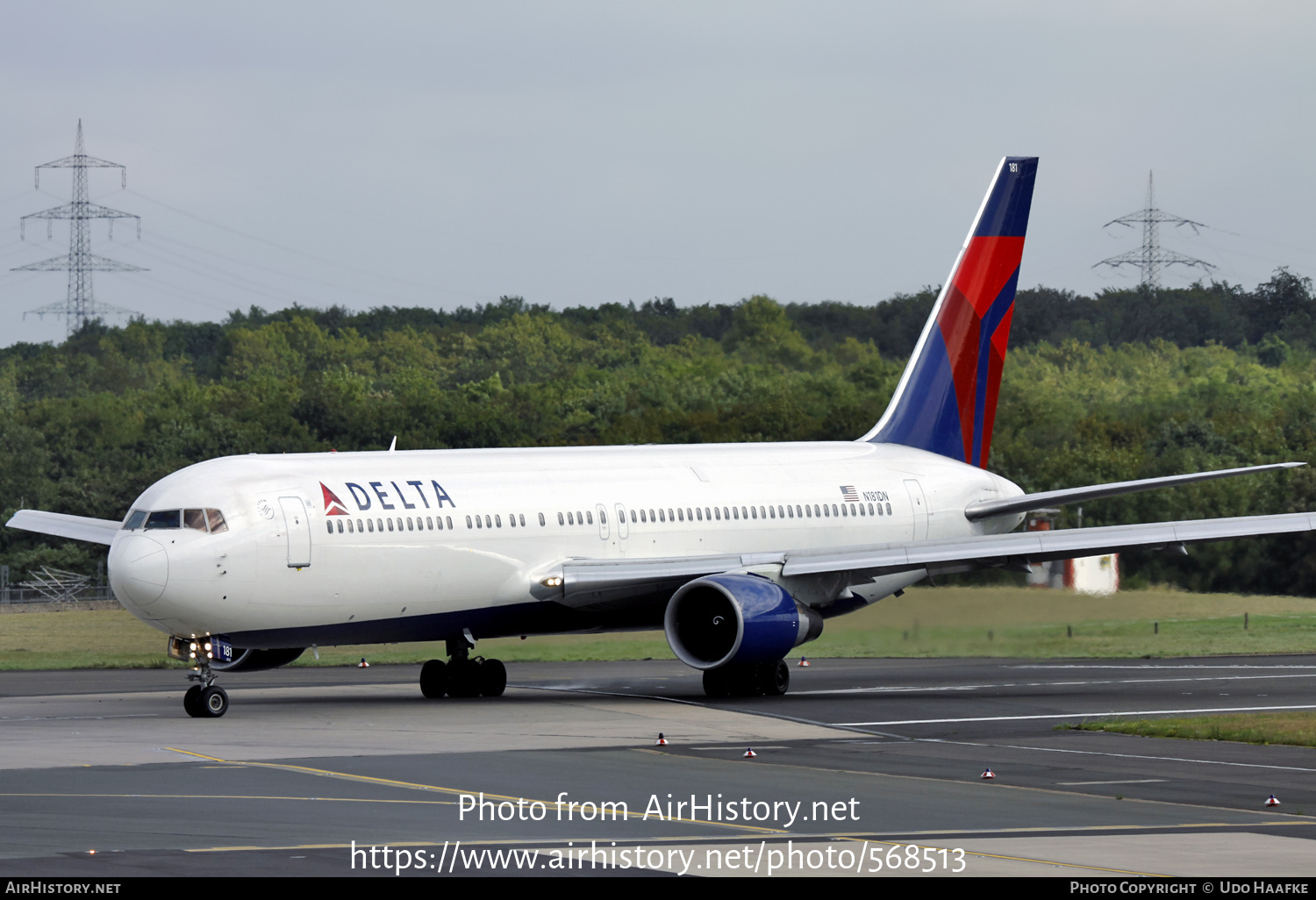 Aircraft Photo of N181DN | Boeing 767-332/ER | Delta Air Lines | AirHistory.net #568513