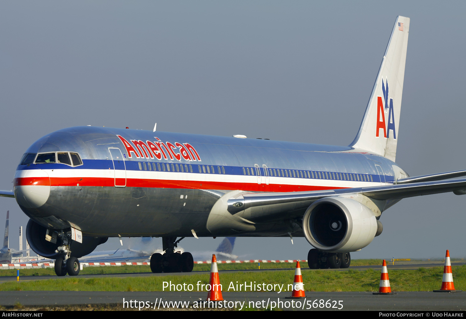 Aircraft Photo of N383AN | Boeing 767-323/ER | American Airlines | AirHistory.net #568625