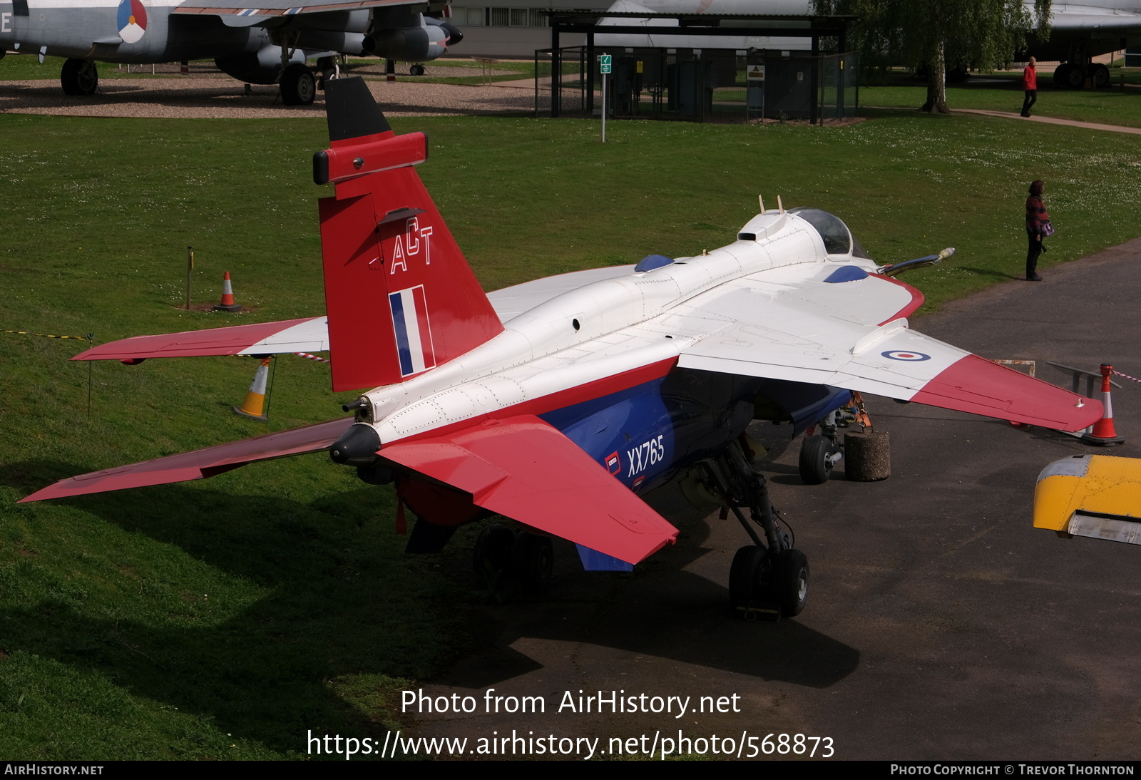 Aircraft Photo of XX765 | Sepecat Jaguar GR1/ACT | UK - Air Force | AirHistory.net #568873