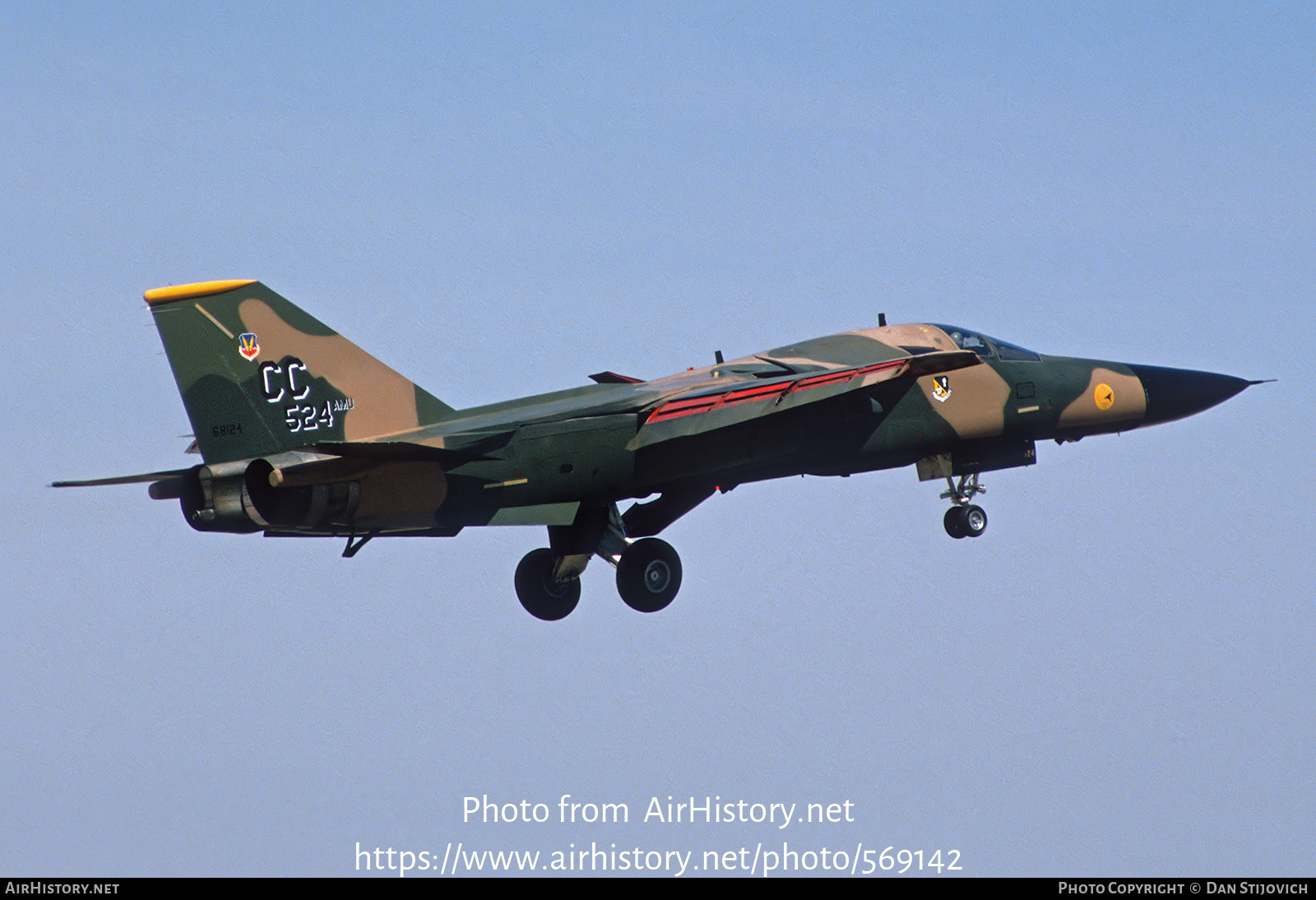 Aircraft Photo of 68-0124 / AF68-124 | General Dynamics F-111D Aardvark | USA - Air Force | AirHistory.net #569142