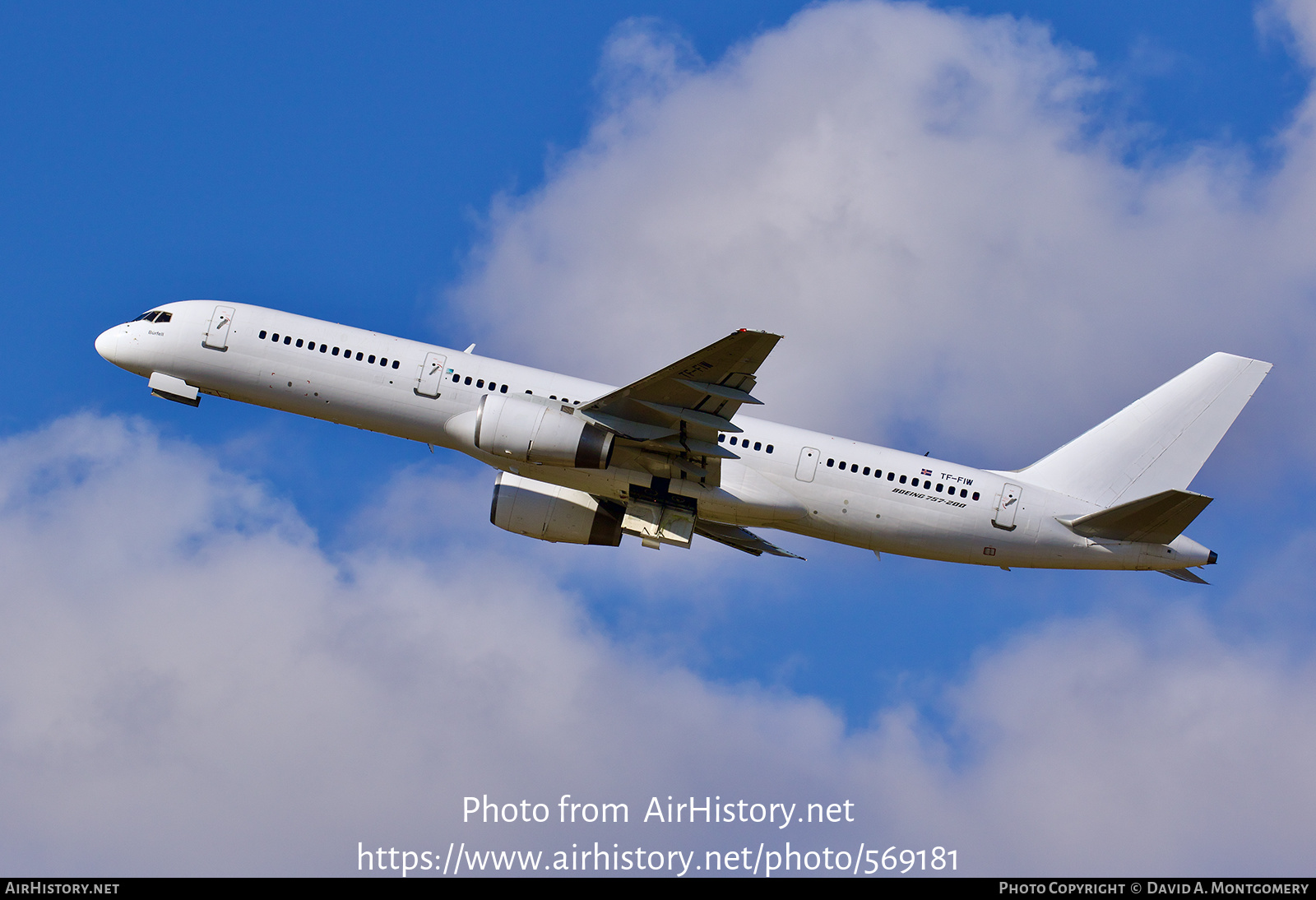 Aircraft Photo of TF-FIW | Boeing 757-27B | AirHistory.net #569181