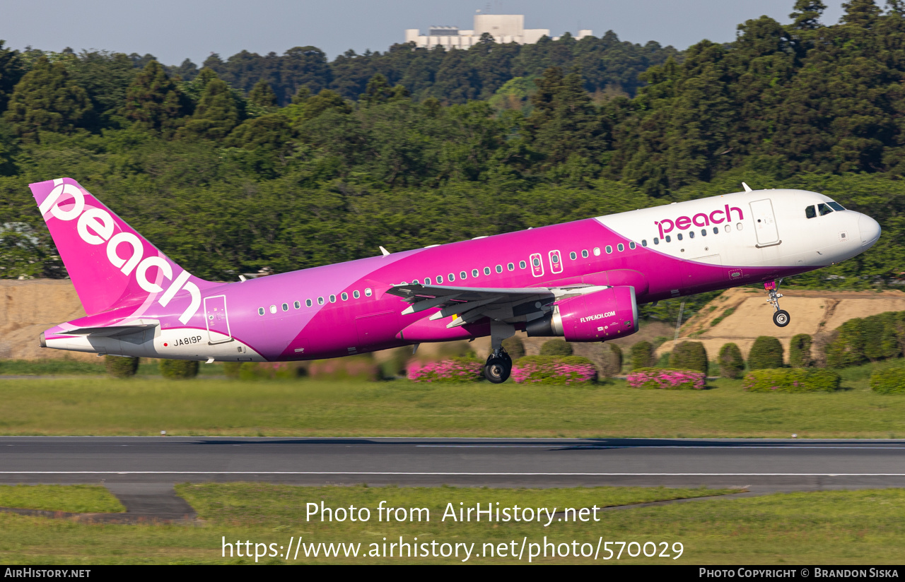 Aircraft Photo of JA819P | Airbus A320-214 | Peach Aviation | AirHistory.net #570029