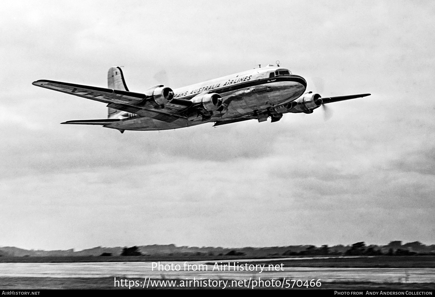 Aircraft Photo of VH-TAB | Douglas DC-4-1009 | Trans-Australia Airlines - TAA | AirHistory.net #570466