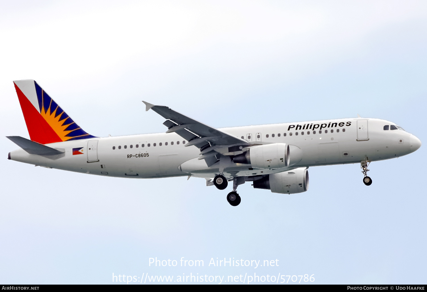 Aircraft Photo of RP-C8605 | Airbus A320-214 | Philippine Airlines | AirHistory.net #570786