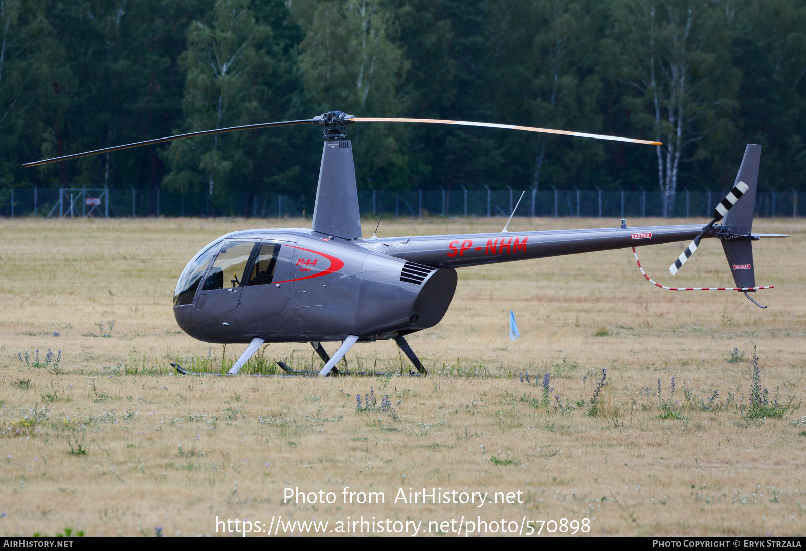 Aircraft Photo of SP-NHM | Robinson R-44 Cadet | AirHistory.net #570898