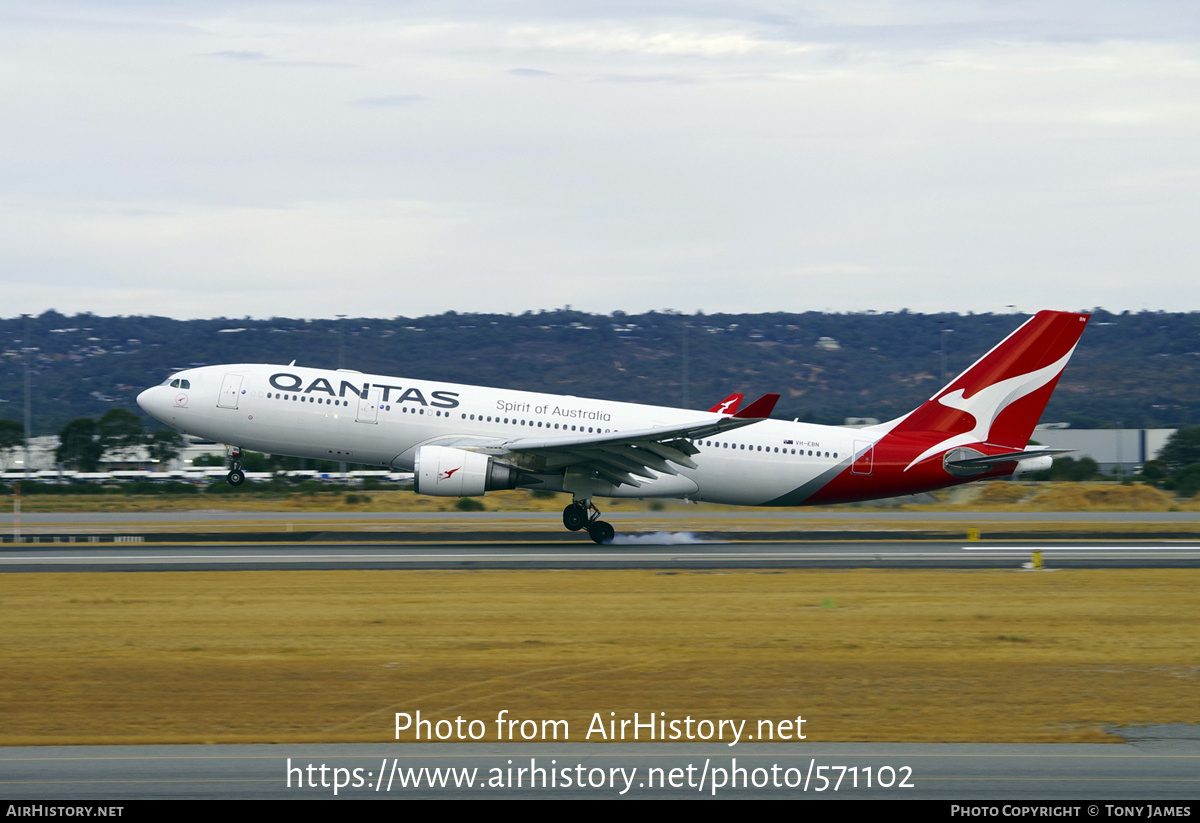 Aircraft Photo of VH-EBN | Airbus A330-202 | Qantas | AirHistory.net #571102