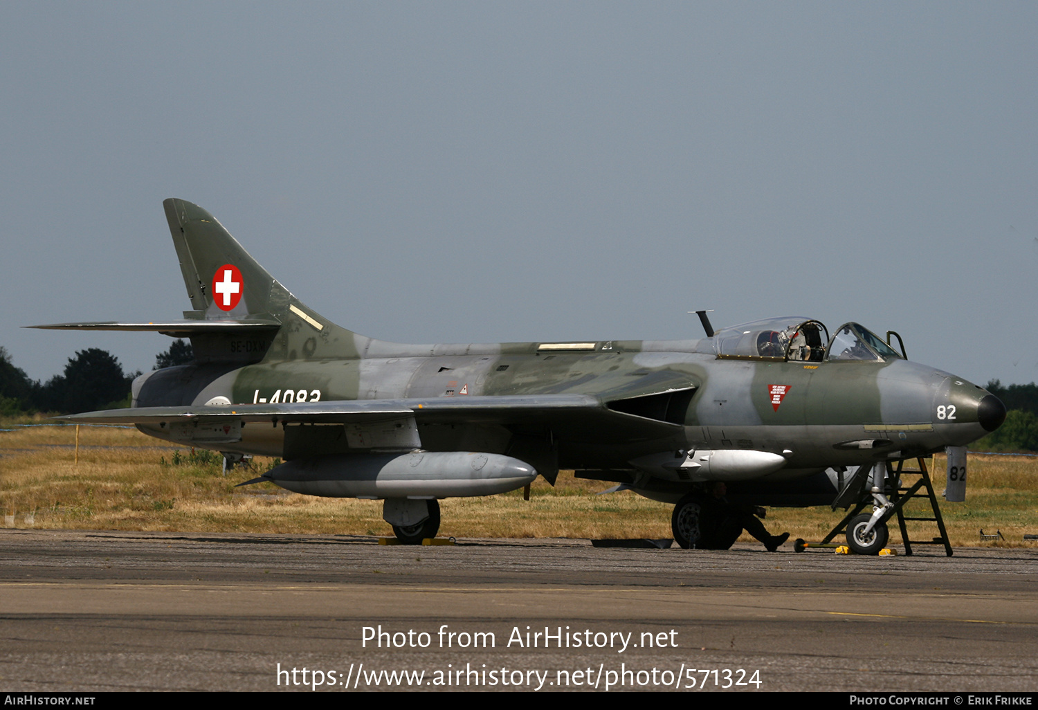 Aircraft Photo of SE-DXM / J-4082 | Hawker Hunter F58 | Switzerland - Air Force | AirHistory.net #571324