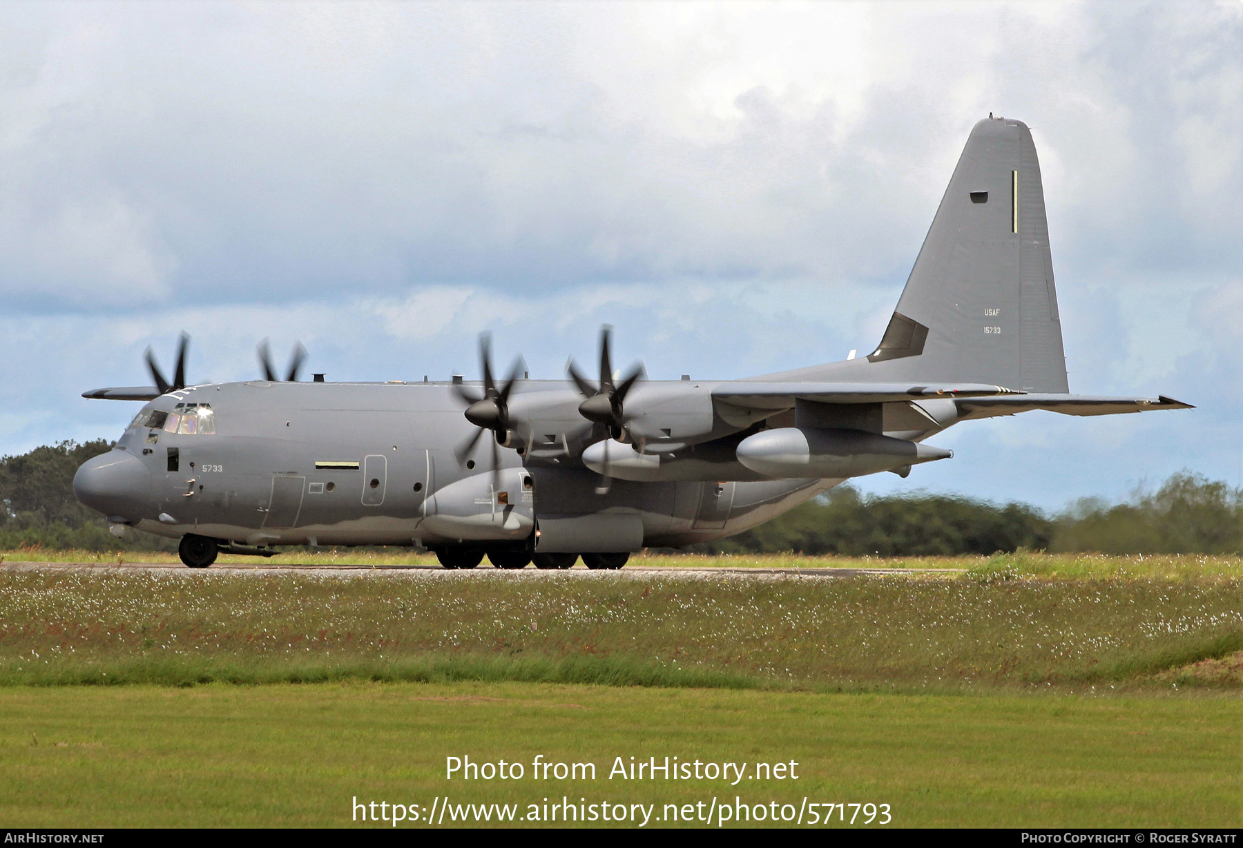 Aircraft Photo of 11-5733 / 15733 | Lockheed Martin MC-130J Hercules (L-382) | USA - Air Force | AirHistory.net #571793