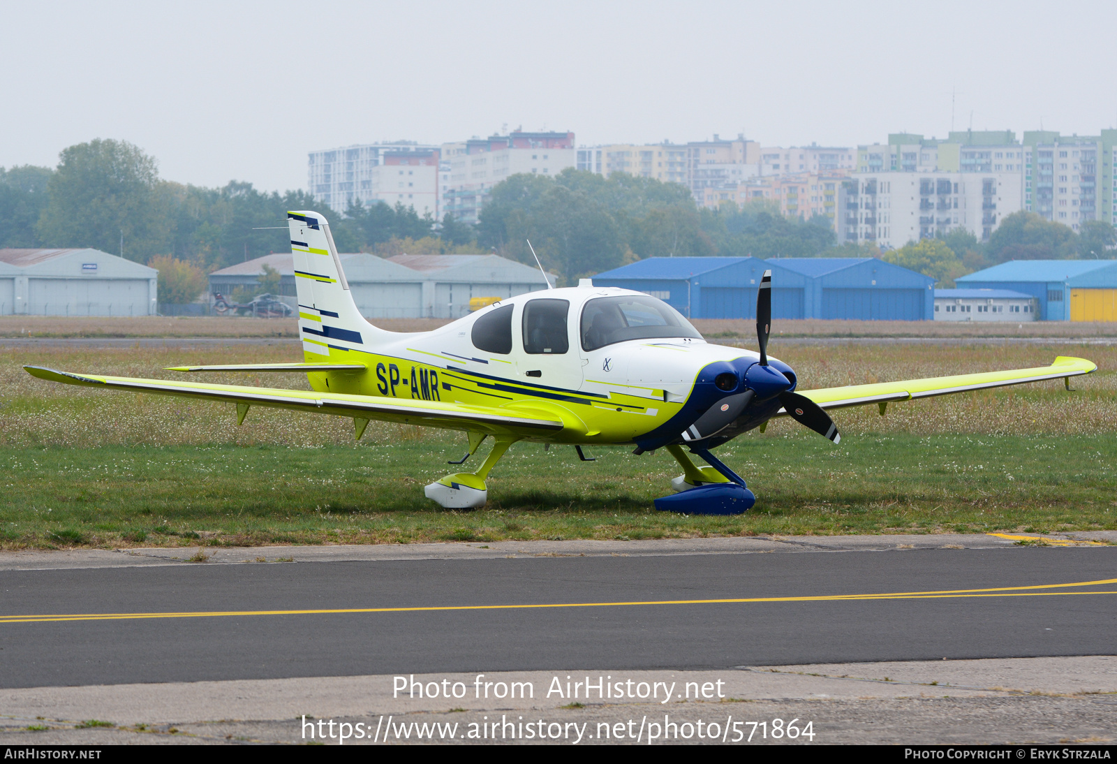 Aircraft Photo of SP-AMR | Cirrus SR-22T G6-GTS | AirHistory.net #571864