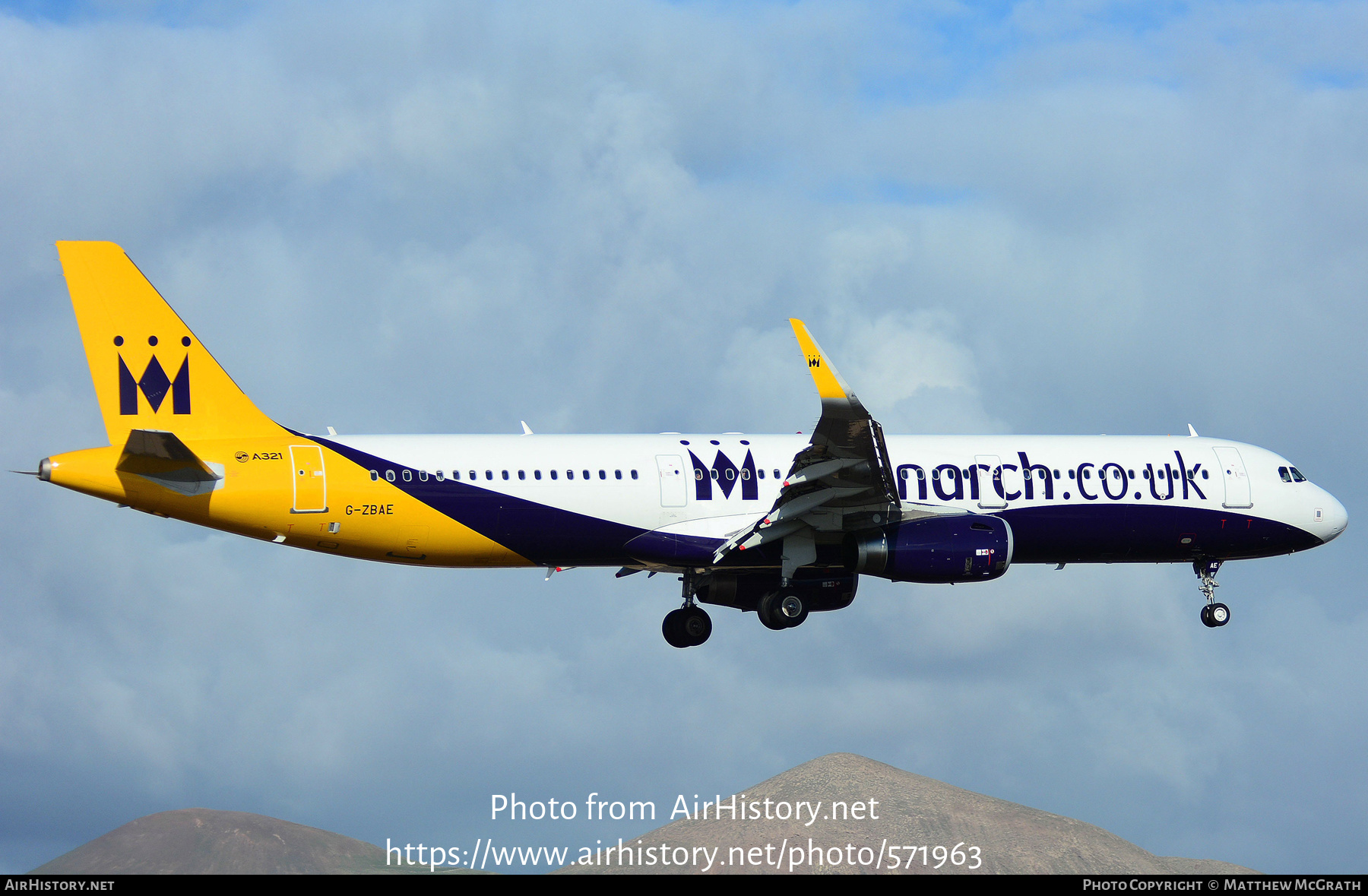 Aircraft Photo of G-ZBAE | Airbus A321-231 | Monarch Airlines | AirHistory.net #571963