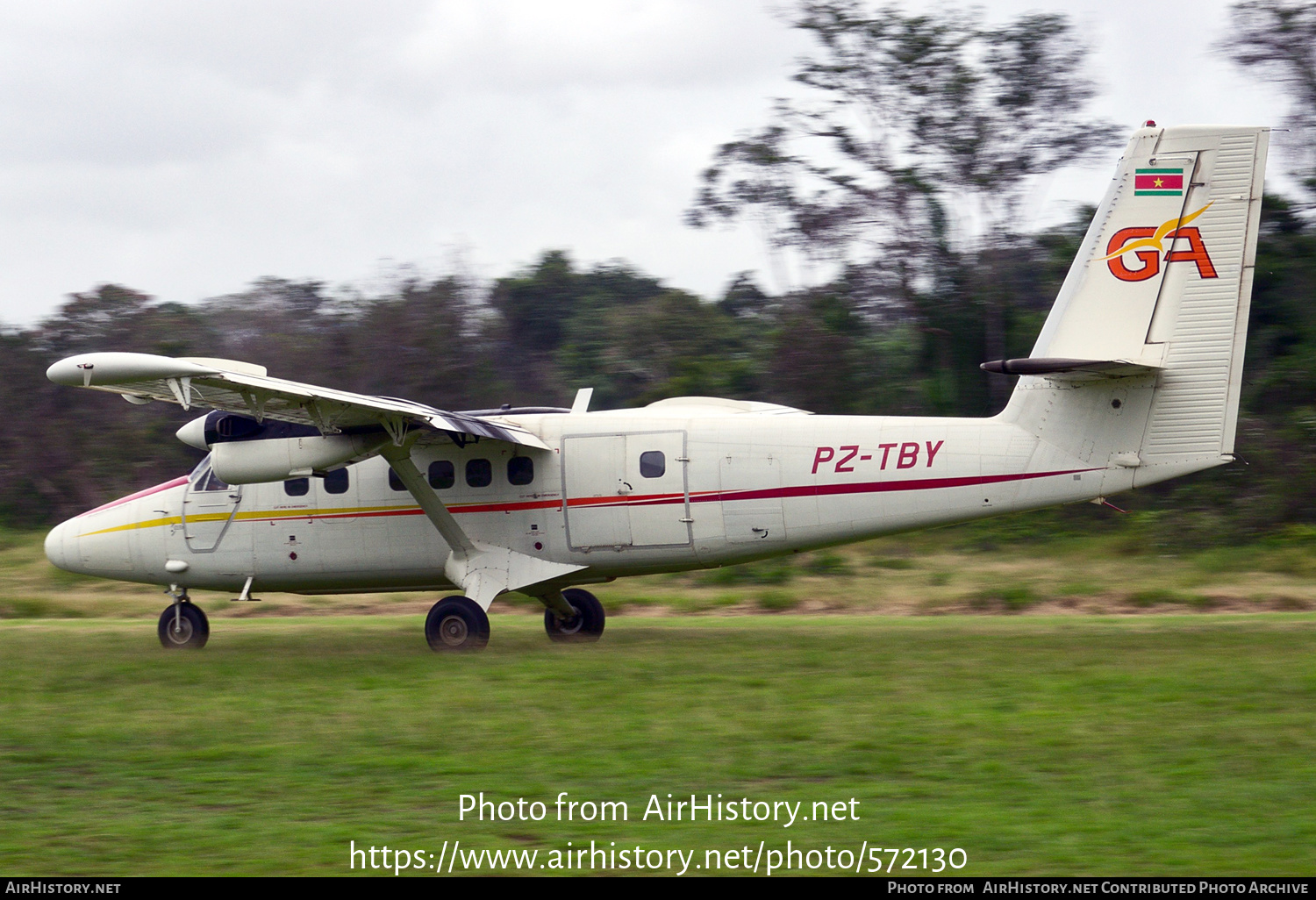 Aircraft Photo of PZ-TBY | De Havilland Canada DHC-6-300 Twin Otter | Gum Air | AirHistory.net #572130