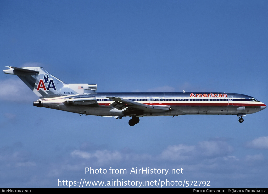 Aircraft Photo of N886AA | Boeing 727-223/Adv | American Airlines | AirHistory.net #572792