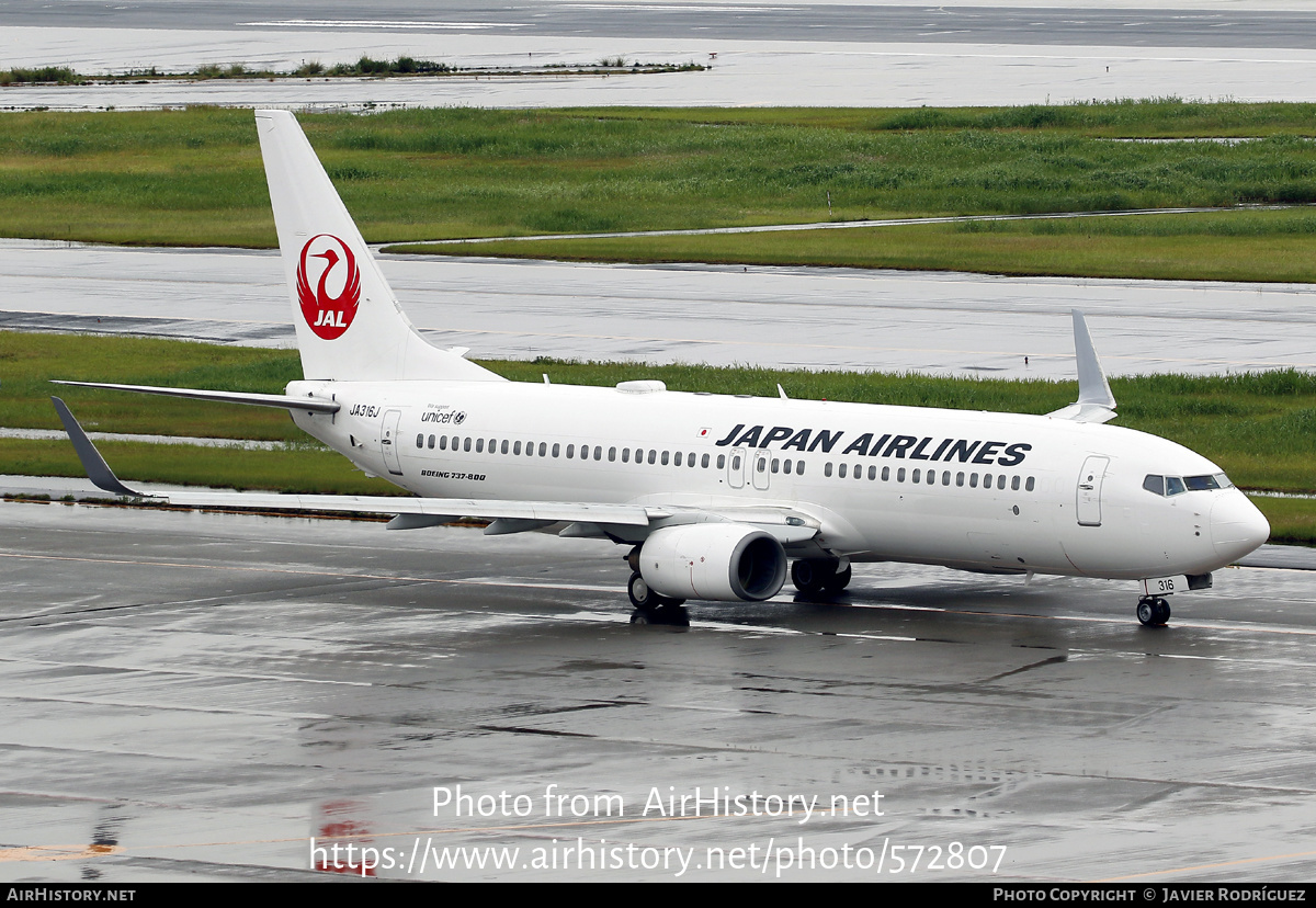 Aircraft Photo of JA316J | Boeing 737-846 | Japan Airlines - JAL | AirHistory.net #572807