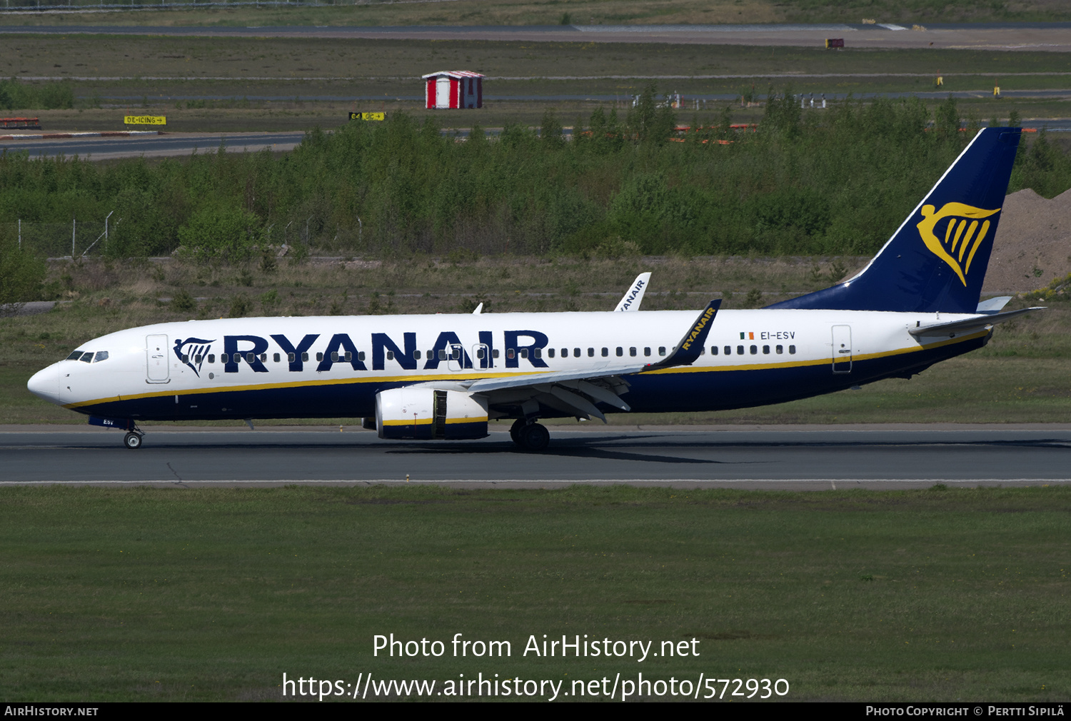 Aircraft Photo of EI-ESV | Boeing 737-8AS | Ryanair | AirHistory.net #572930