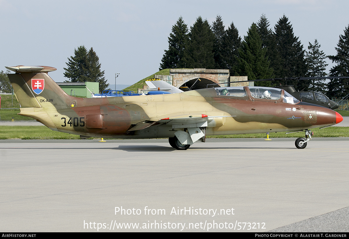 Aircraft Photo of OK-AJW / 3405 | Aero L-29 Delfin | Slovakia - Air Force | AirHistory.net #573212