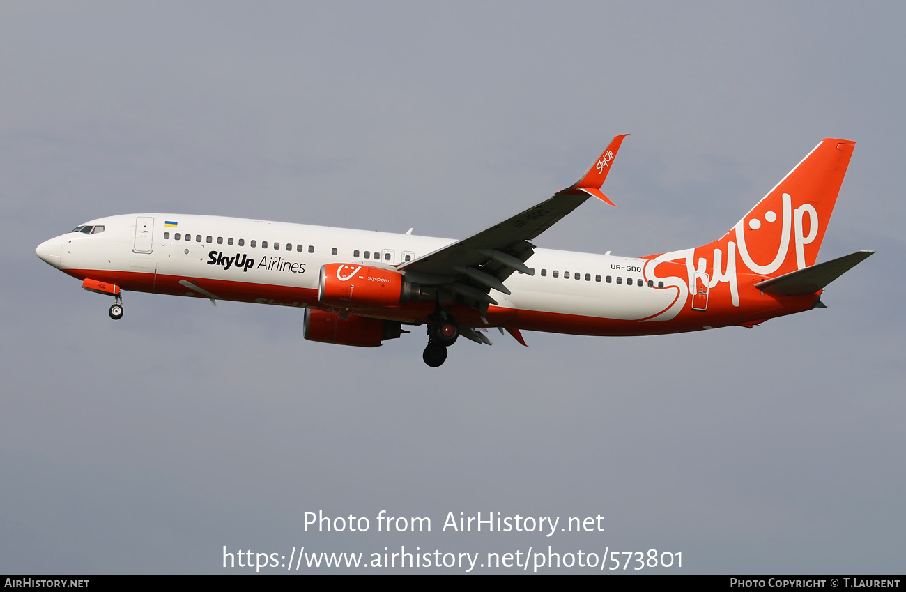 Aircraft Photo of UR-SQQ | Boeing 737-8Q8 | Smartwings | AirHistory.net #573801