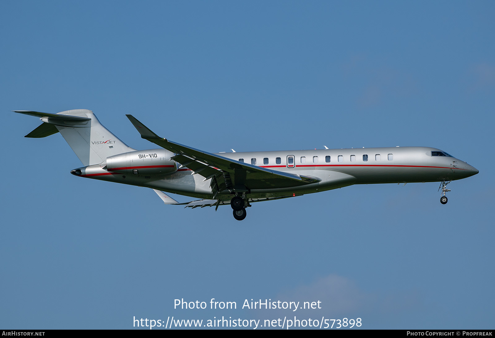 Aircraft Photo of 9H-VIO | Bombardier Global 7500 (BD-700-2A12) | VistaJet | AirHistory.net #573898