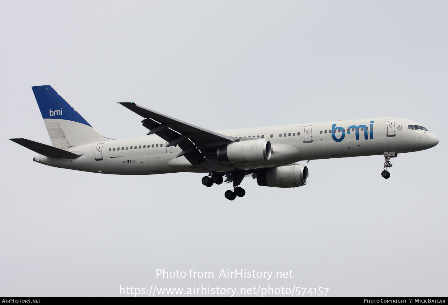 Aircraft Photo of G-STRY | Boeing 757-28A | BMI - British Midland International | AirHistory.net #574157