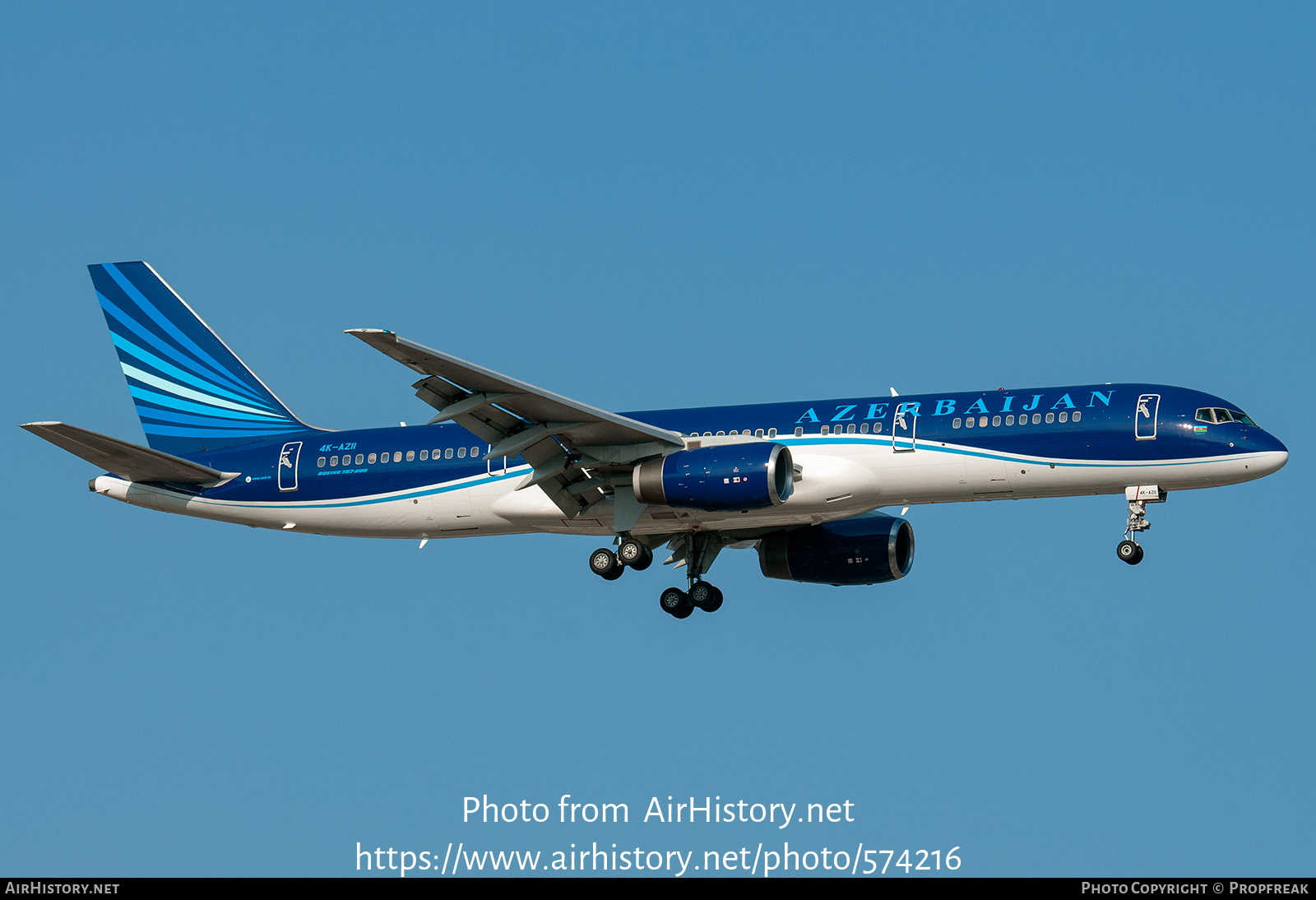 Aircraft Photo of 4K-AZ11 | Boeing 757-22L | Azerbaijan Airlines - AZAL - AHY | AirHistory.net #574216