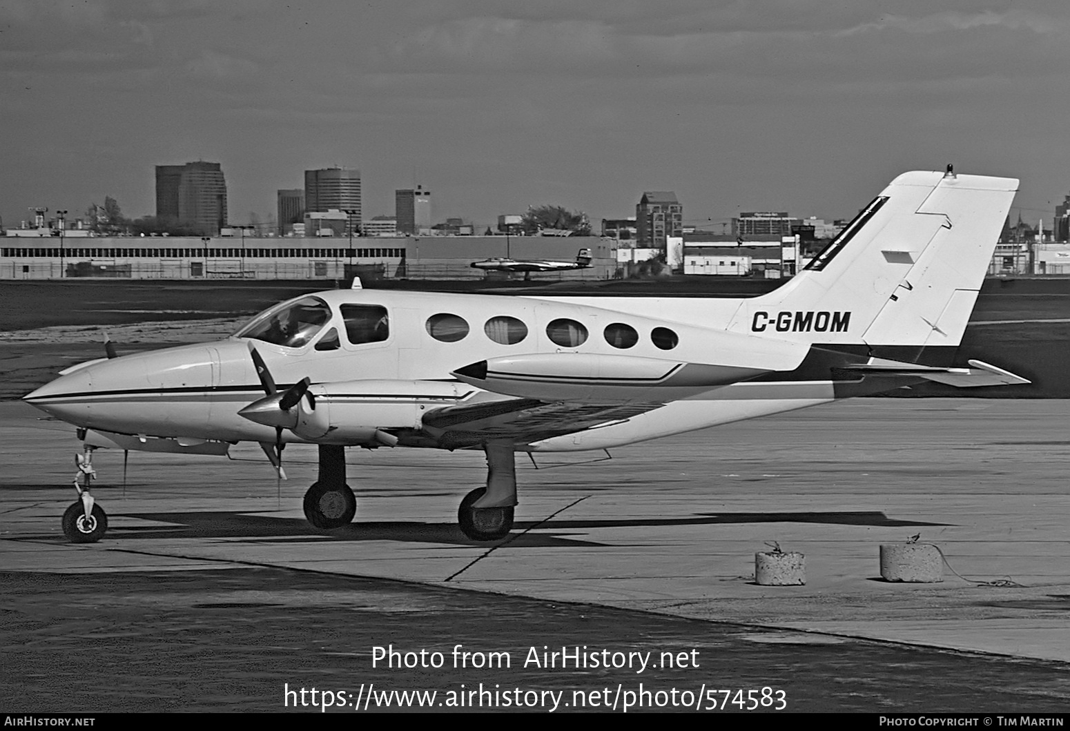 Aircraft Photo of C-GMOM | Cessna 414 | AirHistory.net #574583